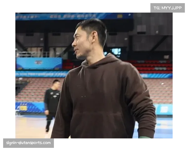 张庆鹏怒批球员缺乏血性 北控客场三连败暴露精神短板 张庆鹏怒批球员缺乏血性 北控客场三连败暴露精神短板